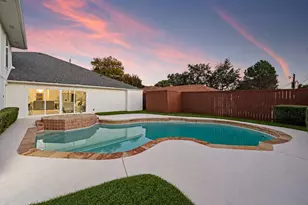 8639 Clover Meadow Dr, Dallas, TX 75243 - Photo 9