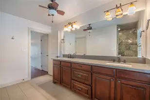 1227 Kiowa Dr W, Lake Kiowa, TX 76240 - Photo 25