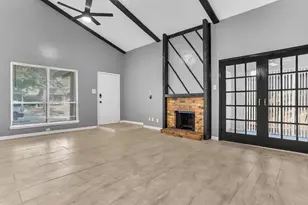 2604 Nina Cir, Grand Prairie, TX 75052 - Photo 7