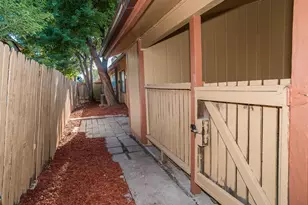2604 Nina Cir, Grand Prairie, TX 75052 - Photo 23