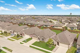 8012 Lindheimer Ln, McKinney, TX 75071 - Photo 19