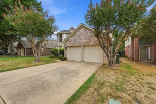 2304 Grandview Dr, Flower Mound, TX 75028 - Photo 5