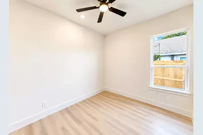 5504 Curzon Avenue, Fort Worth, TX 76107 - Photo 19