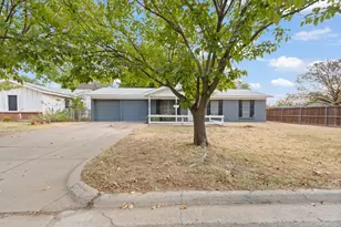 508 NW Newton Dr, Burleson, TX 76028 - Photo 1