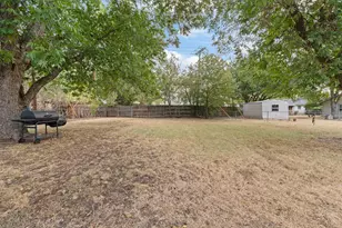 508 NW Newton Dr, Burleson, TX 76028 - Photo 23