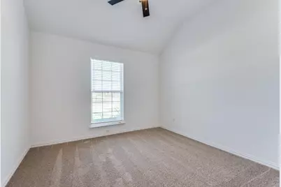 1524 North Carolina Avenue, Lancaster, TX 75134 - Photo 7