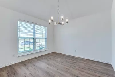 1524 North Carolina Avenue, Lancaster, TX 75134 - Photo 9