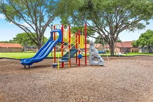 11001 Thornwood Dr, La Porte, TX 77571 - Photo 39