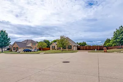 8303 Lake Valley Court, Rowlett, TX 75089 - Photo 25