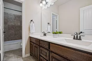 8303 Lake Valley Ct, Rowlett, TX 75089 - Photo 19