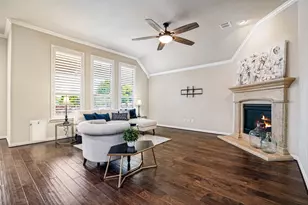 8303 Lake Valley Ct, Rowlett, TX 75089 - Photo 5
