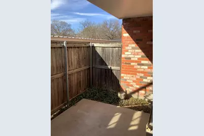 903 Roaring Springs Road, Fort Worth, TX 76114 - Photo 17