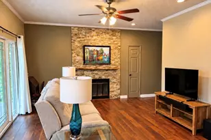 2700 Silver Creek Dr, Arlington, TX 76006 - Photo 7