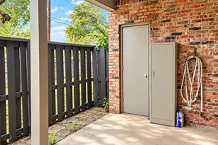 2700 Silver Creek Dr, Arlington, TX 76006 - Photo 21