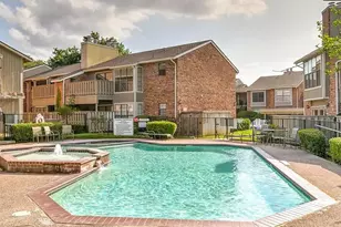 2700 Silver Creek Dr, Arlington, TX 76006 - Photo 1