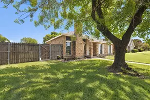2650 Princewood Dr, Garland, TX 75040 - Photo 3
