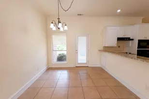 2836 S Lakeview Dr, Cedar Hill, TX 75104 - Photo 7