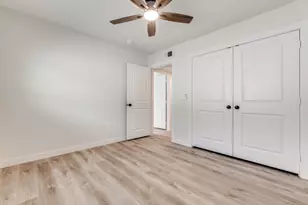 5917 Gaston Ave, Dallas, TX 75214 - Photo 11