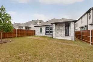 1636 Whispering Mdw Dr, Van Alstyne, TX 75495 - Photo 37