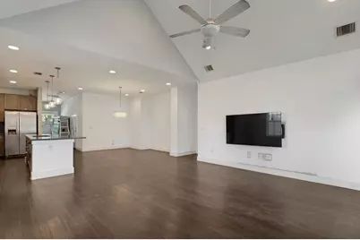 629 Bishop Heights Lane, Dallas, TX 75208 - Photo 19