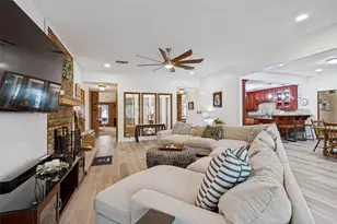 2104 Teakwood Trce, Fort Worth, TX 76112 - Photo 19
