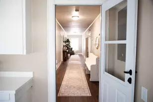 512 N College St, Waxahachie, TX 75165 - Photo 33