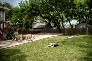 512 N College St, Waxahachie, TX 75165 - Photo 39