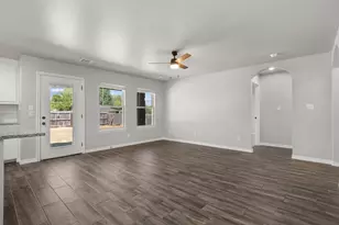 220 St Charles Dr, Springtown, TX 76082 - Photo 5
