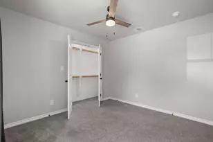 220 St Charles Dr, Springtown, TX 76082 - Photo 17