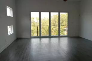 1820 Pollard St, Dallas, TX 75208 - Photo 5