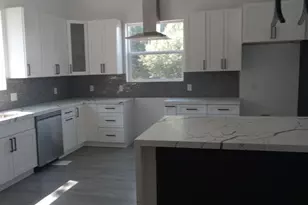 1820 Pollard St, Dallas, TX 75208 - Photo 3
