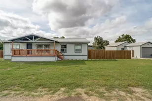 131 Lipan Trail, Weatherford, TX 76087 - Photo 5