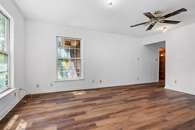 3233 Jane Lane, Haltom City, TX 76117 - Photo 9