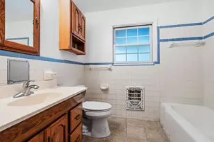 3233 Jane Ln, Haltom City, TX 76117 - Photo 3