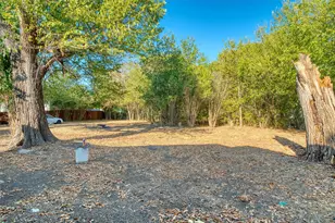 3233 Jane Ln, Haltom City, TX 76117 - Photo 23