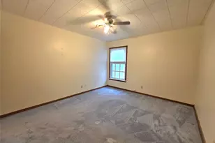 3750 Honeysuckle Ave, Fort Worth, TX 76111 - Photo 11