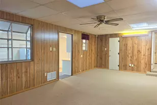 3750 Honeysuckle Ave, Fort Worth, TX 76111 - Photo 17