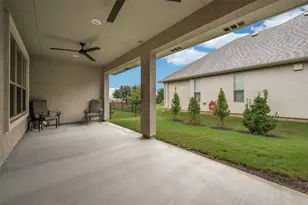 9621 Creekwood Dr, Denton, TX 76207 - Photo 3