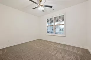 9621 Creekwood Dr, Denton, TX 76207 - Photo 15