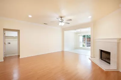 1304 W Mitchell Street, Arlington, TX 76013 - Photo 5