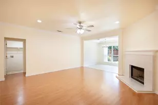 1304 W Mitchell St, Arlington, TX 76013 - Photo 5