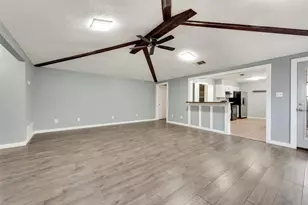 2203 Placid Dr, Carrollton, TX 75007 - Photo 5