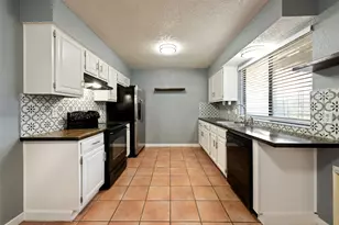 2203 Placid Dr, Carrollton, TX 75007 - Photo 19