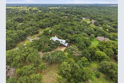 1100 Crazy Horse Trail, Burleson, TX 76028 - Photo 25