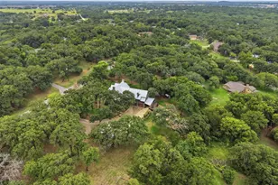 1100 Crazy Horse Trail, Burleson, TX 76028 - Photo 25