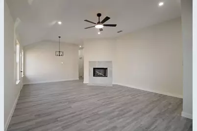 1915 Missouri Avenue, Fort Worth, TX 76104 - Photo 21