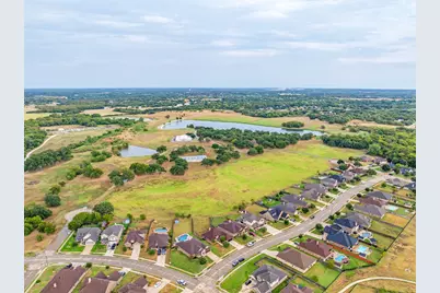 1001 Morningside Drive, Burleson, TX 76028 - Photo 33