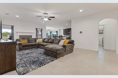 1001 Morningside Drive, Burleson, TX 76028 - Photo 5
