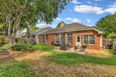 4825 Gloucester Drive, Grand Prairie, TX 75052 - Photo 35