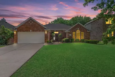 4825 Gloucester Drive, Grand Prairie, TX 75052 - Photo 3